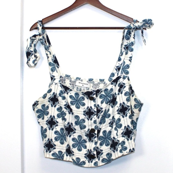 Aguabendita Blue & White Floral Sleeveless Scoop Neck Women's Blouse Size 1X - Picture 1 of 10
